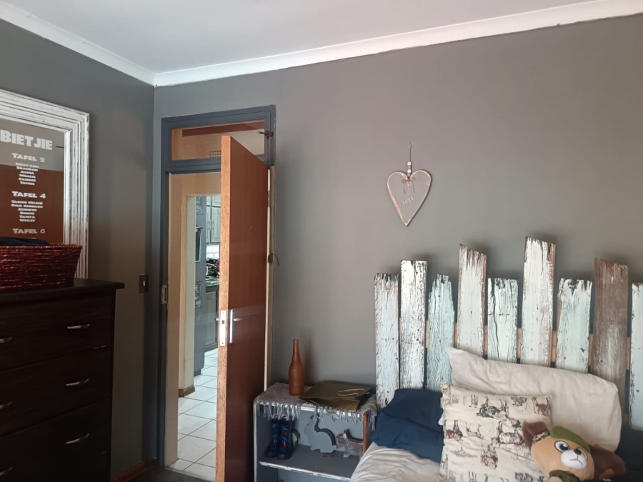 4 Bedroom Property for Sale in Carters Glen Northern Cape